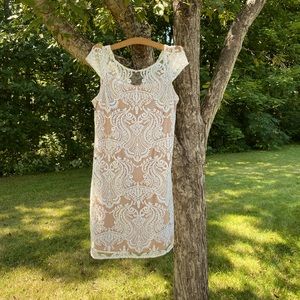 Roz & Ali size 16 white dress